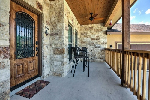 Beautiful Canyon Lake Home with Patio, 1 Mi Boat Ramp image 15