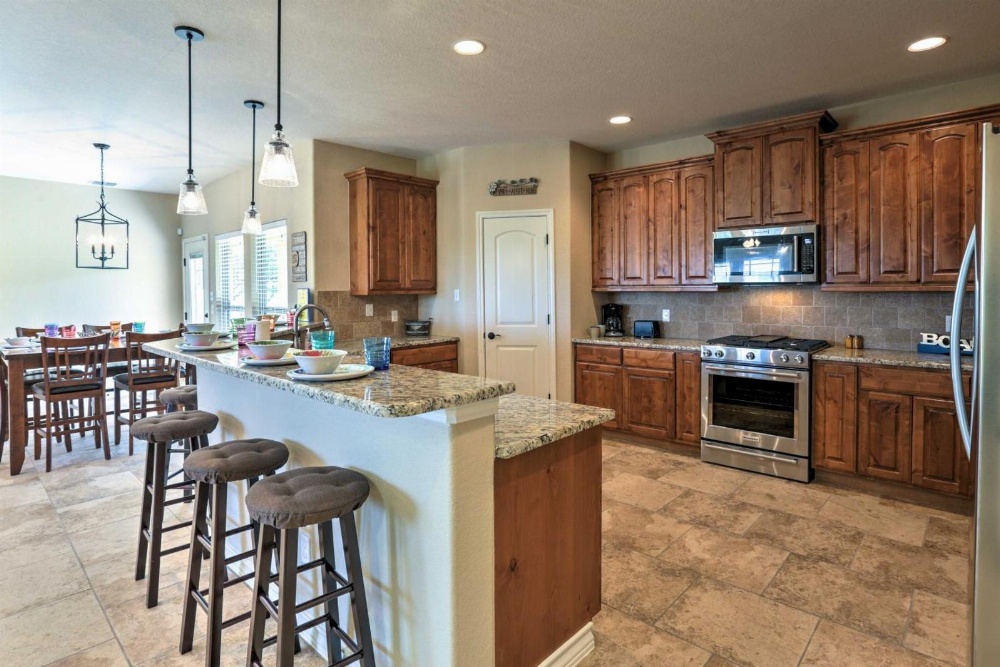 Beautiful Canyon Lake Home with Patio, 1 Mi Boat Ramp